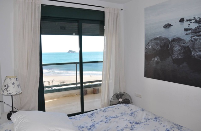 Beachfront penthouse with sea views