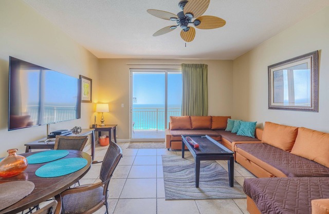 Beachfront Stunning Unobstructed Gulf view. Large balcony. 100ft long pool