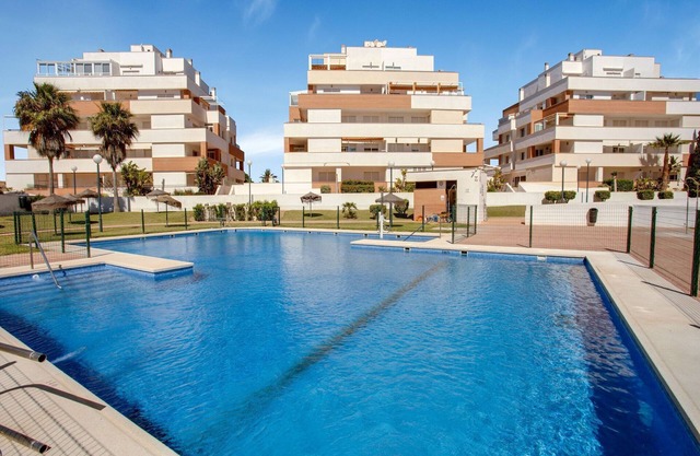 Beachside Apartment with Pool