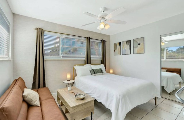 Beachside Bliss: Hollywood Studio