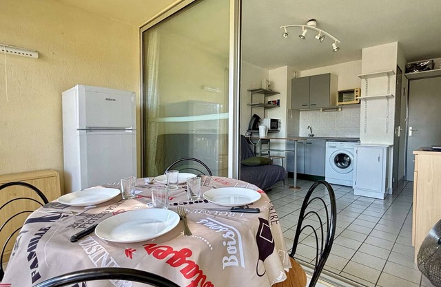Beachside Studio with Pool, Parking & Balcony - Argelès-sur-Mer