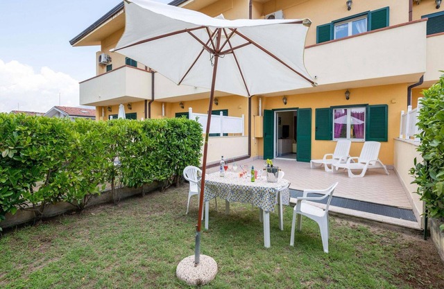 Beachside Villa in Paestum