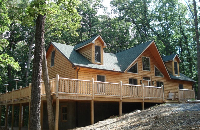 Bear Crossing - New Luxury Mountain Getaway near Luray & Skyline