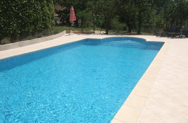Beau Gîte Indépendant en rez de Jardin