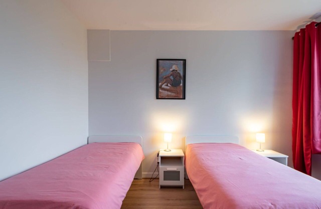 Beautiful private villa for 5 people with TV