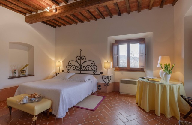 Beautiful House in a XVIII Tuscan Hamlet