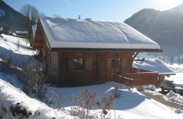 Beautiful Chalet in La Chapellle d'Abondance(5 km from Chatel), Portes du Solei