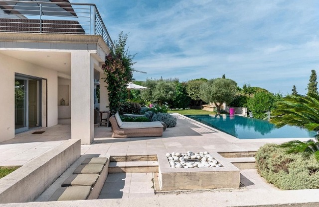 Beautiful newly renovated house with terrace