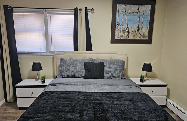 Beautiful 2-bedroom apartment in Rahway, close to Newark Airport and NYC trains.