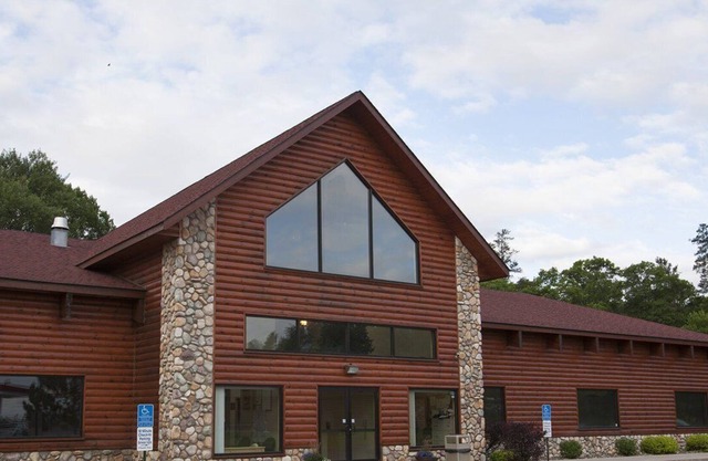 Beautiful 3 bedroom unit at resort, sleeps 8