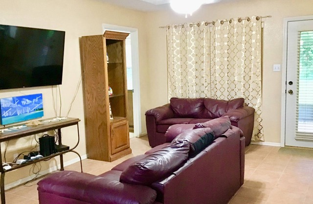 Beautiful 3 Bedroom Casita (Q,Q,Q)