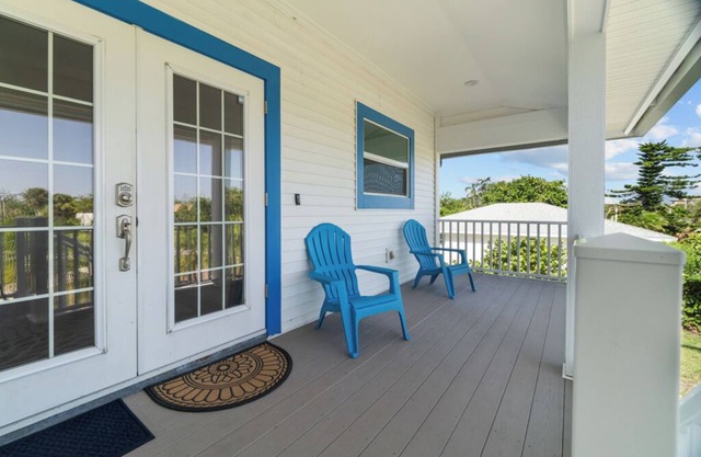 Beautiful 3-BR Sanibel Home with a Private Pool – Short Walk to the Beach!