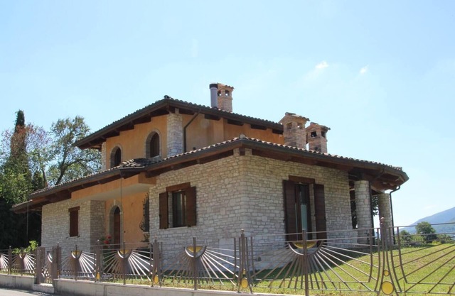 Beautiful 4 bed house in Urbino in the Marche