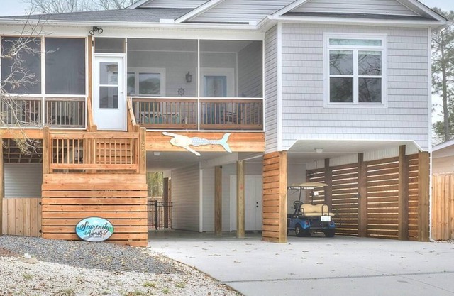 Beautiful-4BR/3BA Home w/ Foosball,Air Hockey,Golf Cart Rental,Bicycles,Sleeps10