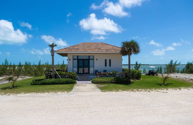 Beautiful 5 Star Bungalow