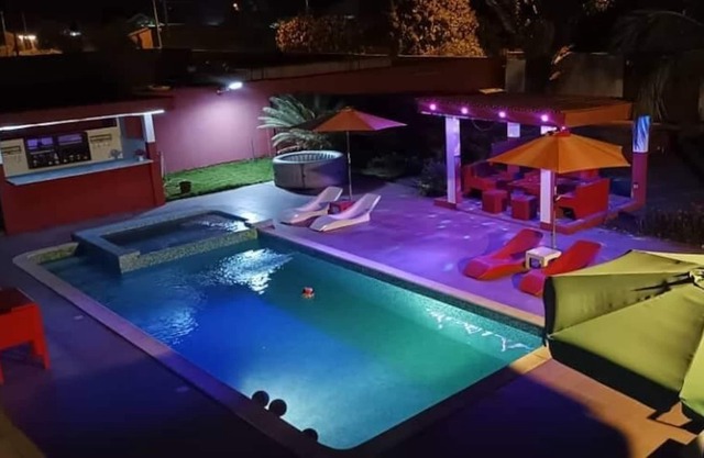 Beautiful 7-Bed Villa with Pool in Assinie