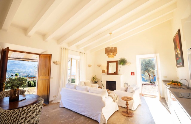 Beautiful and comfortable house in the outskirts of Sóller