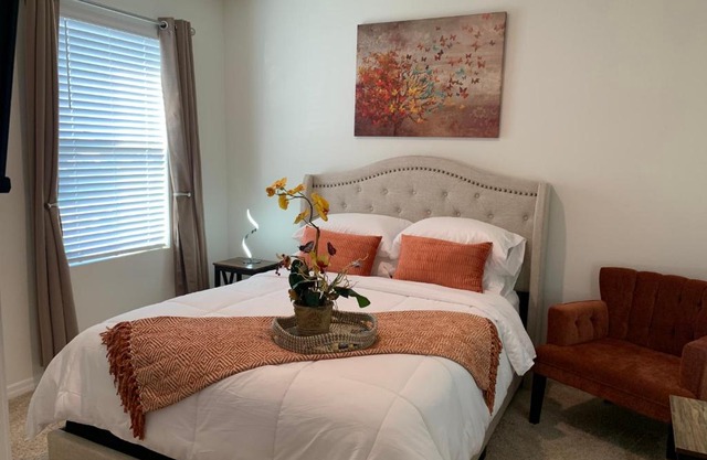 beautiful and comfortable queen room