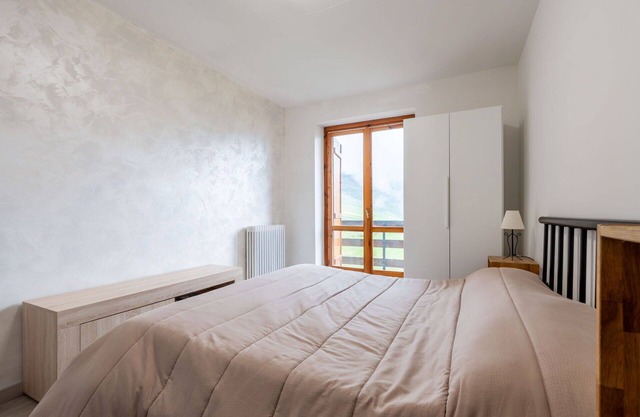 Beautiful apartment for 6 people with WIFI, TV, balcony and pets allowed