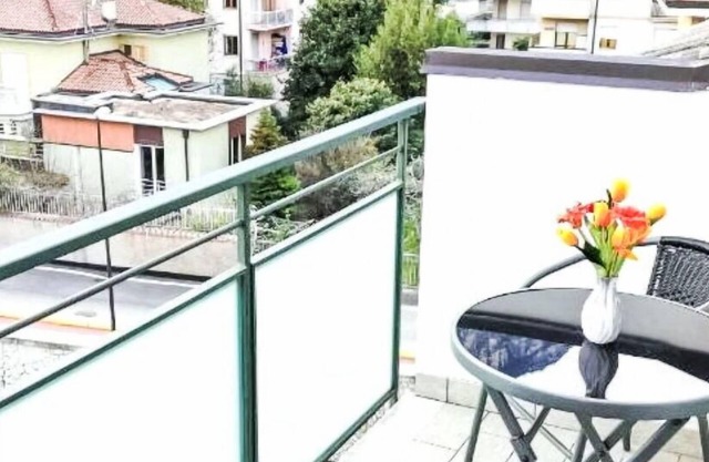Beautiful apartment for 5 guests with WIFI, A/C, TV and patio