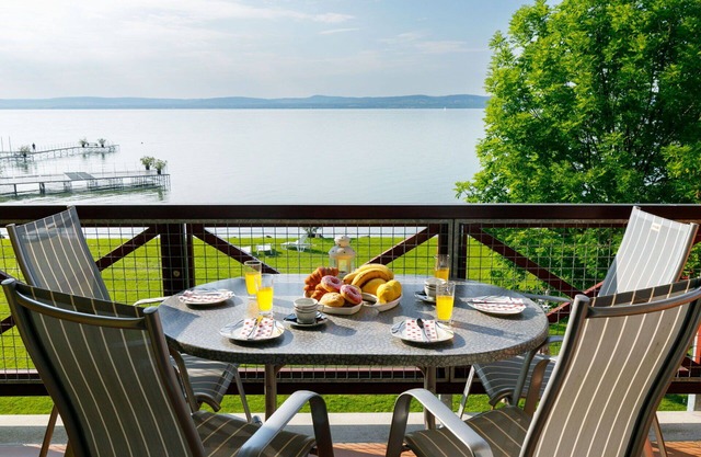 Beautiful apartment for 4 guests with WIFI, TV and balcony