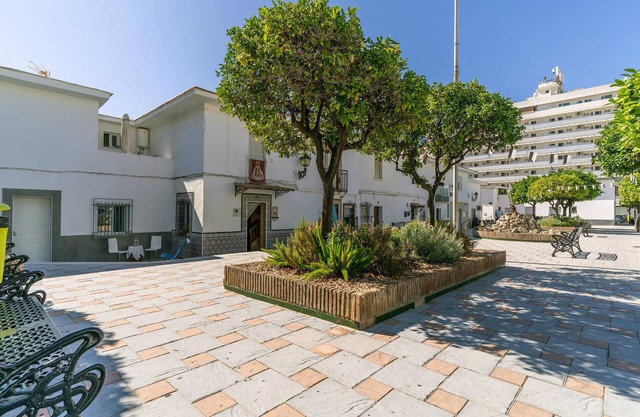 Beautiful apartment in Fuengirola with WiFi