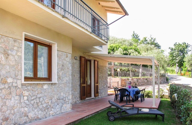 Beautiful apartment for 5 people with WIFI, TV and terrace