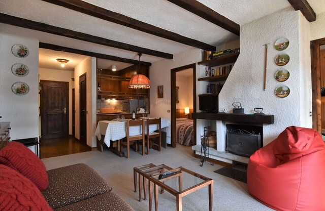 Beautiful apartment for 5 guests with WIFI, TV and terrace