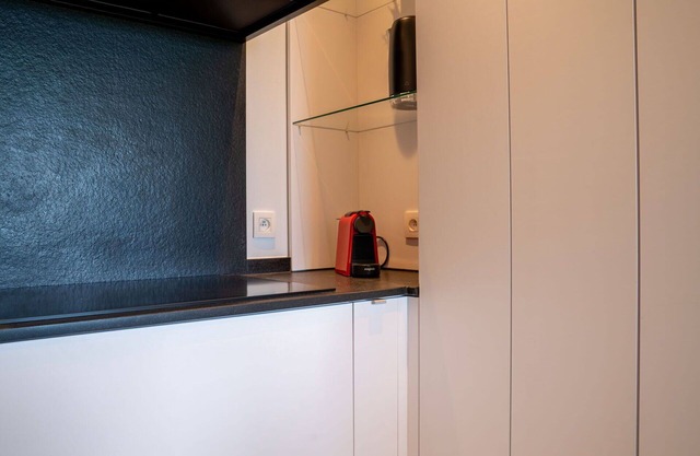 Beautiful apartment for 5 guests with WIFI, TV and balcony