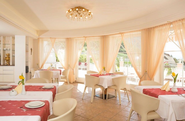 Beautiful apartment for 3 guests with WIFI, hot tub, pool, A/C, TV, terrace and pets allowed
