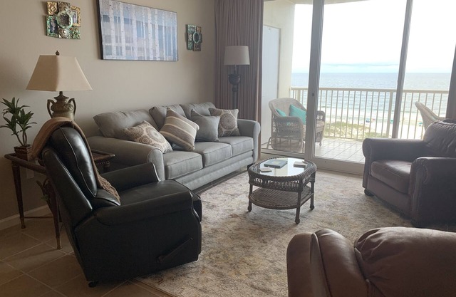 Beautiful Beach Front Condo overlooking Gulf of Mexico & pristine sandy Beaches