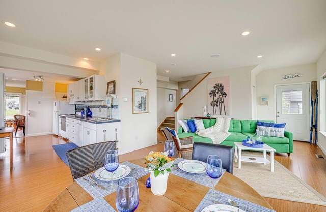 Beautiful Birch Bay Retreat w/Deck & Fire Pit!