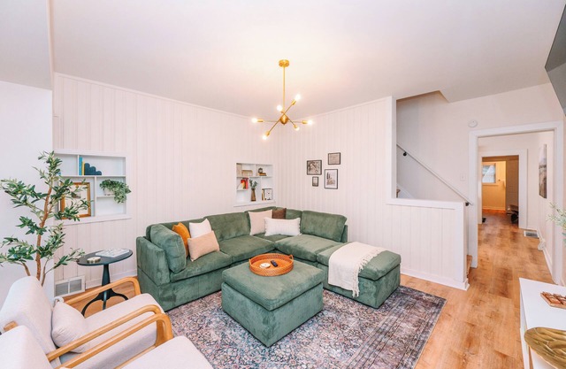 Beautiful City Views - Spacious - Great for Large Groups - Best Location