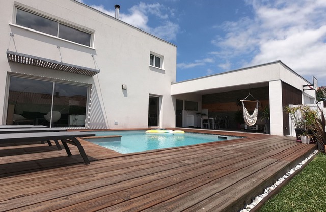 Beautiful contemporary house near the beaches.