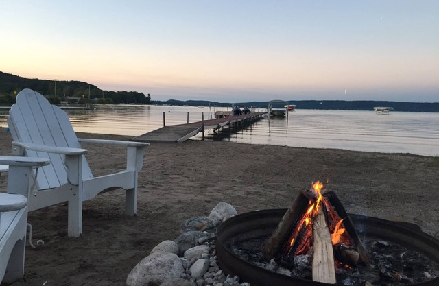 Beautiful Cottage With Sandy Beach Located On Big Glen Lake's South Side
