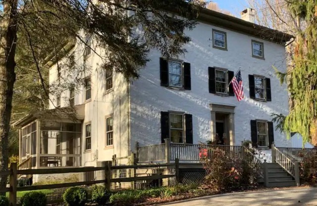 Beautiful Country House Convenient Location