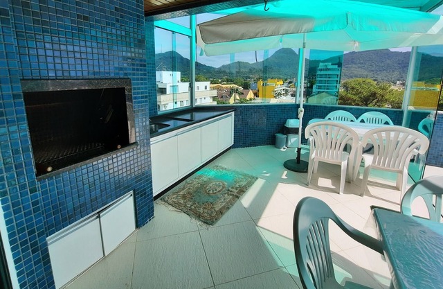 Beautiful Coverage Private Swimming Pool in Divina Caiobá