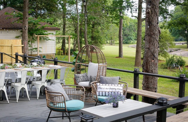 Beautiful Deck with Golf Course View/Game Room/Fire Pit