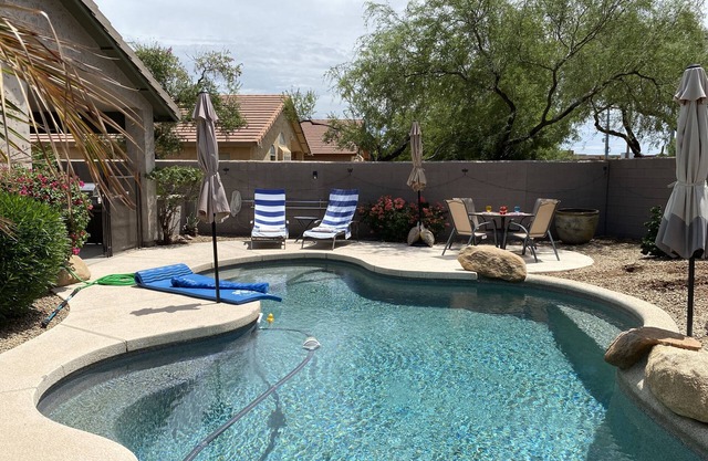 Beautiful Desert Ridge Phoenix Vacation Home-Ideal for Snowbirds & Golfers