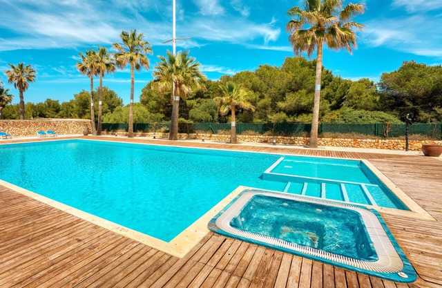 BEAUTIFUL DUPLEX IN CALA SANTANDRIA-CIUTADELLA WITH POOL AND WIFI