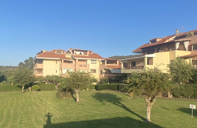 Beautiful Emerald Coast 2 bedroom w/AC near Porto Rotondo