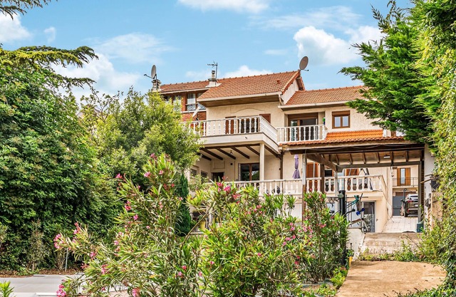 Beautiful home in Pierrefitte-Sur-Seine