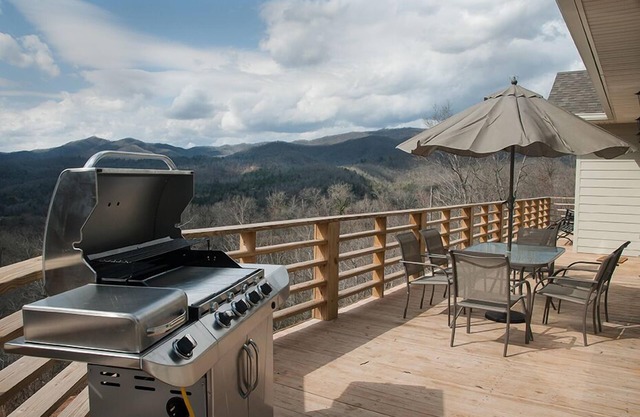Beautiful Fully Equipped Mountain Retreat with Stunning Views