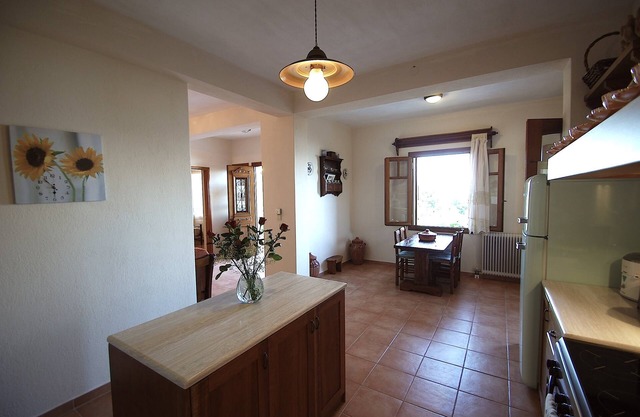 Beautiful Fully Furnished Villa Completely Private With Amazing View