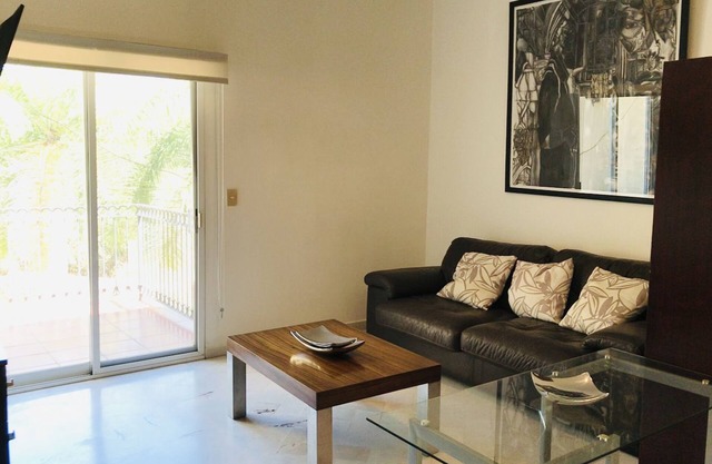 BEAUTIFUL HOUSE IN EXCLUSIVE CONDO W/BEACHFRONT