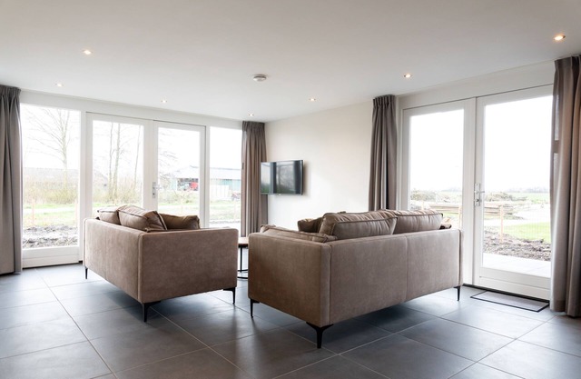 Beautiful holiday home with garden close to the major cities