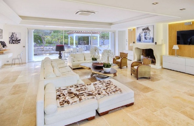 Beautiful holiday home for rent with a private terrace