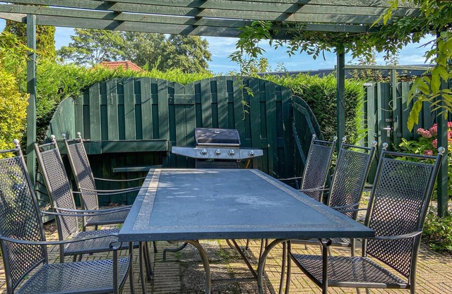 Beautiful Home in Herkingen With Wifi, 2 Bedrooms and Outdoor Swimming Pool
