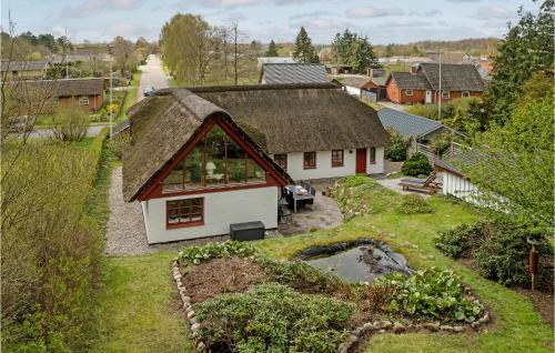 Beautiful Home In Ørsted With Wifi