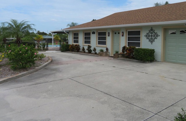 Beautiful home on the Intracoastal with short walk to the beach!